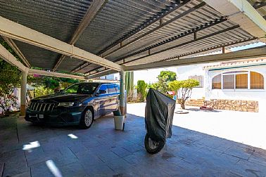 01082026104433_29-chalet-la-xara-denia-carport.jpg