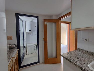 2809202612227_8.jpg