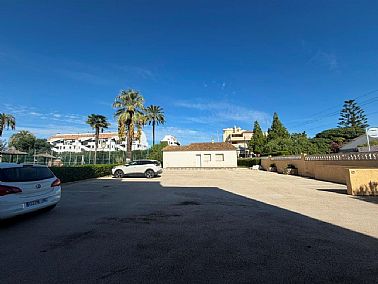 2410202612554_25.jpg